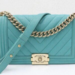 Chanel Caviar Chevron Quilted Medium Boy Flap Shoulder Bag - Turquoise